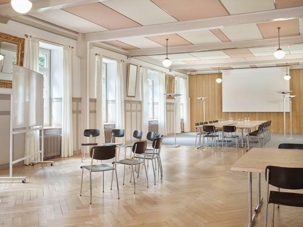 Hotel Toedi Linthal Екстер'єр фото