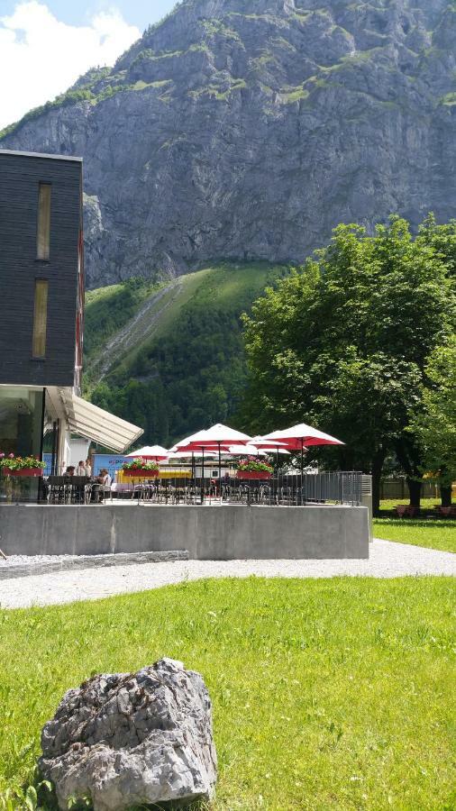 Hotel Toedi Linthal Екстер'єр фото